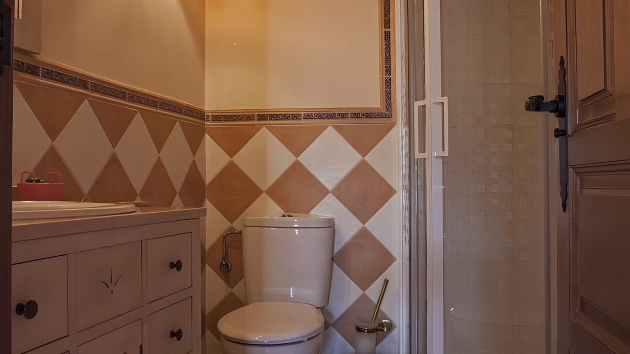 Photo of Bathroom in Magana