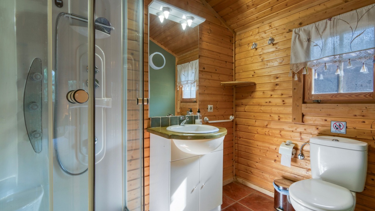 Photo of Bathroom in Benicolet