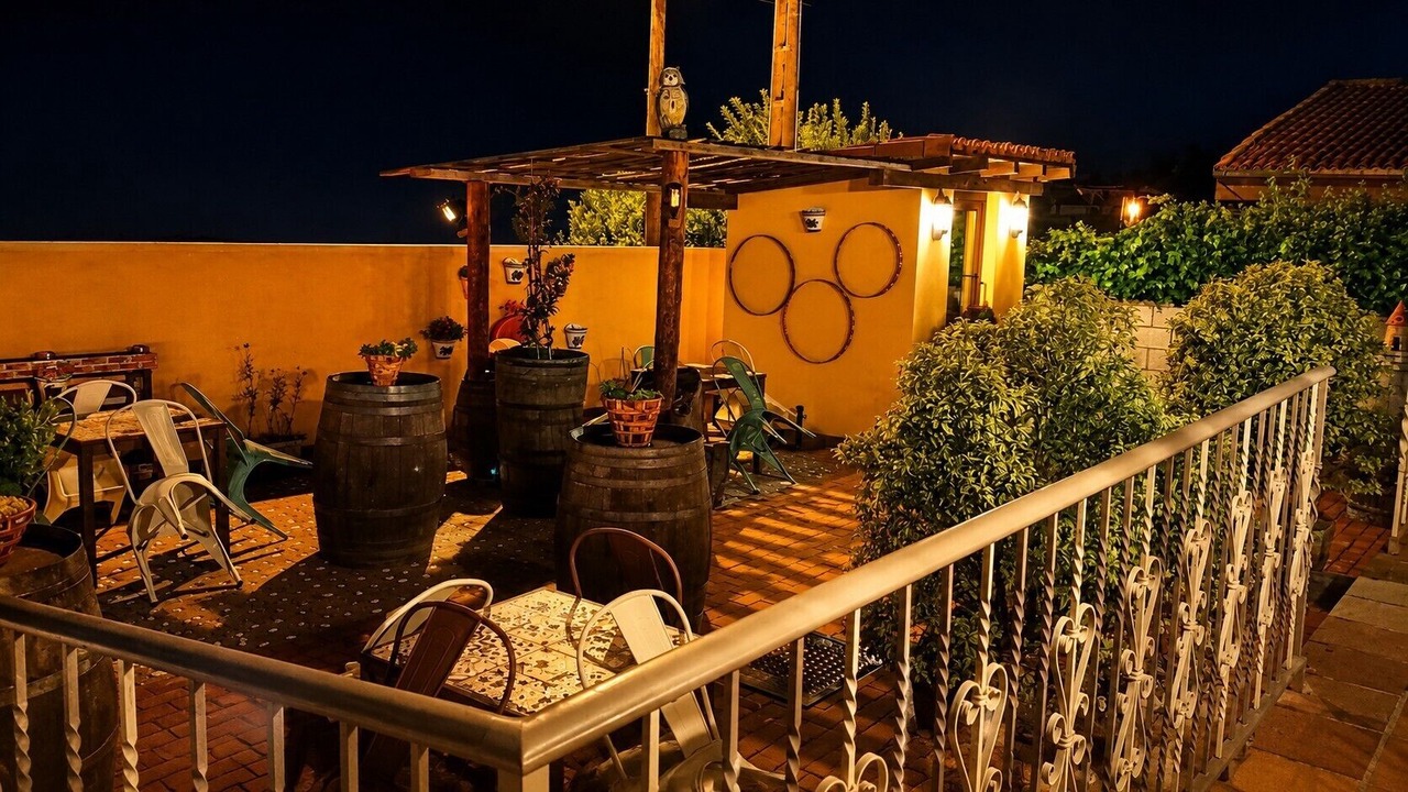 Photo of Patio Balcony in Abalos