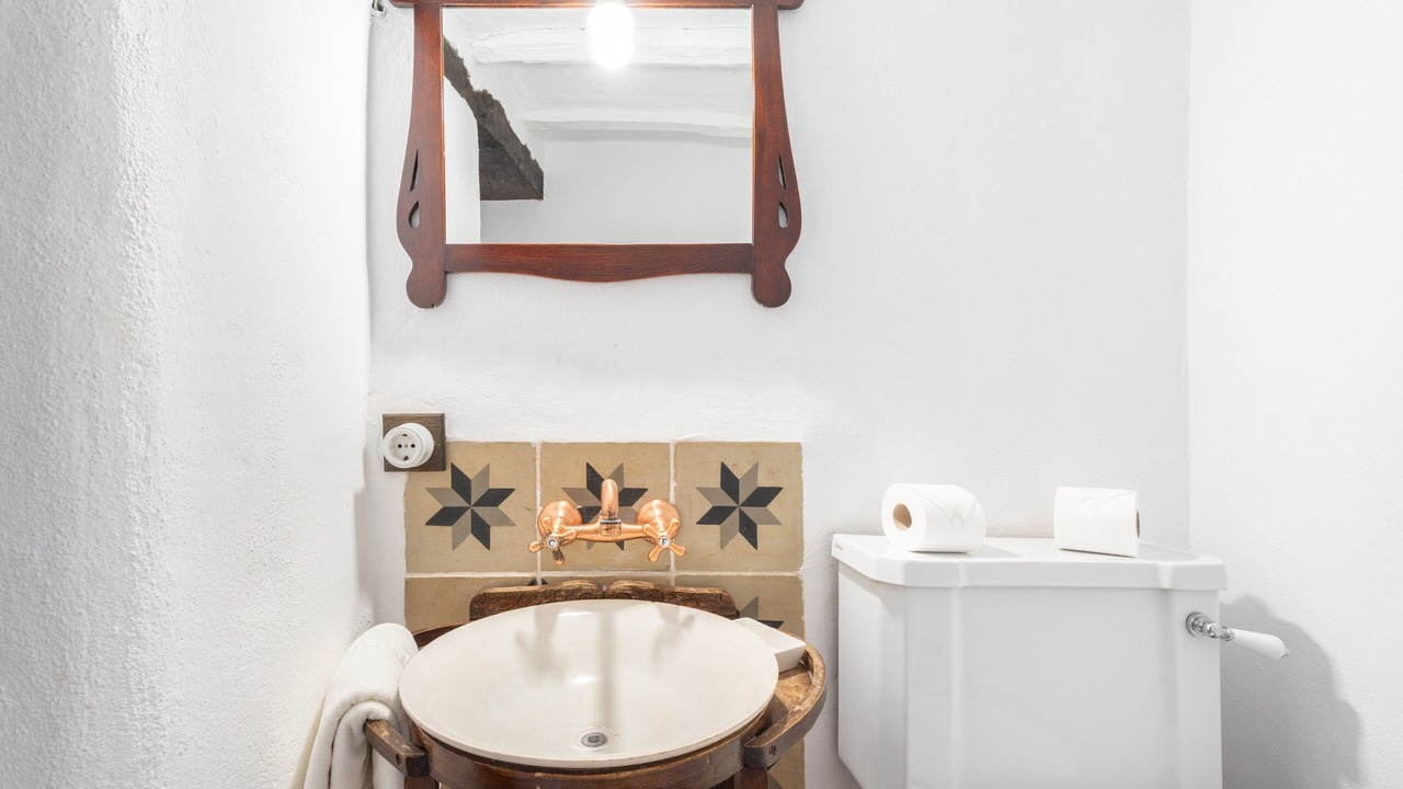 Photo of Bathroom in La Torre d'En Besora