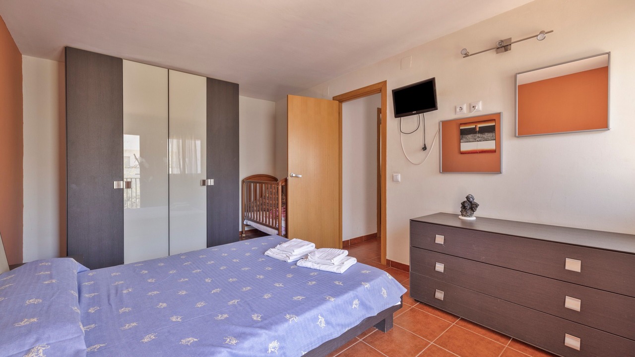 Photo of Bedroom in Alcover