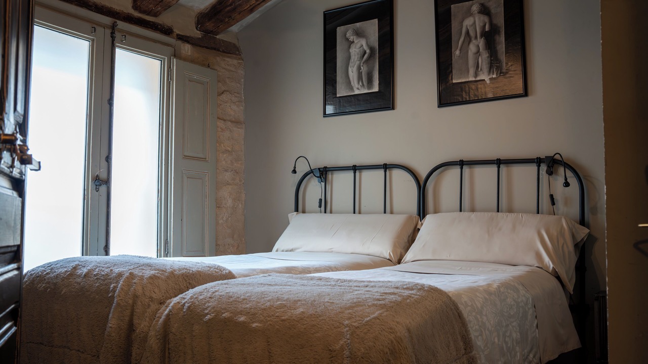 Photo of Bedroom in Zaragoza Old Town