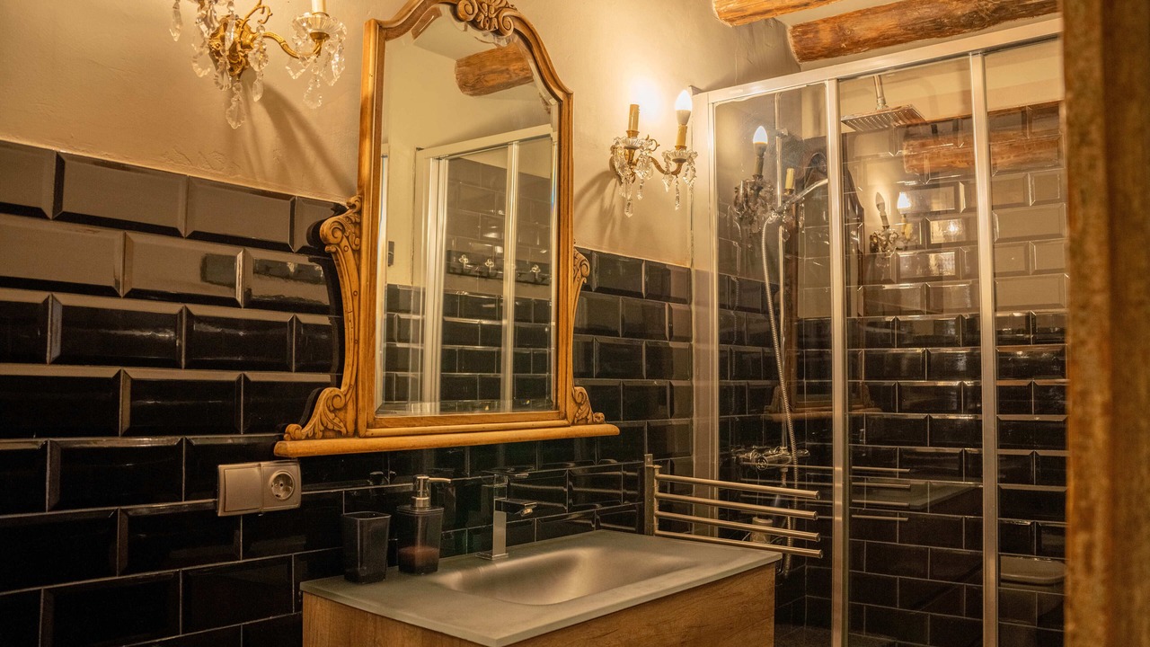 Photo of Bathroom in Zaragoza Old Town