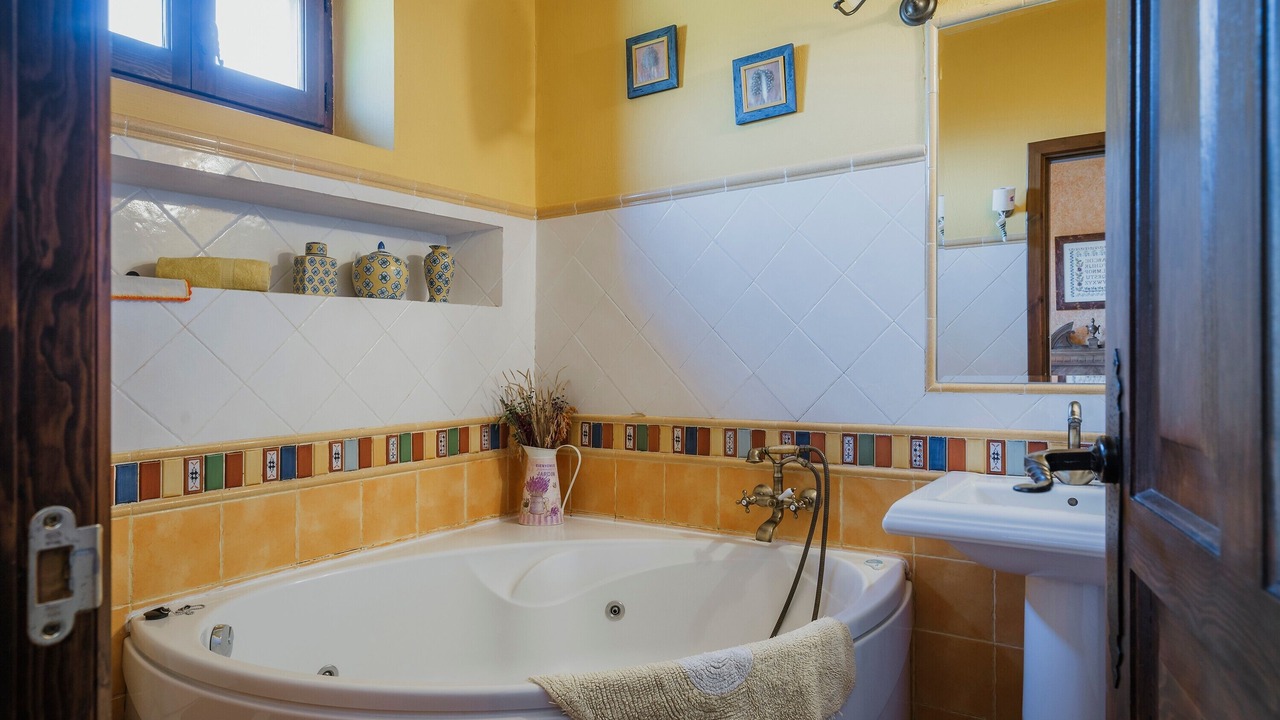 Photo of Bathroom in Hontoria del Pinar