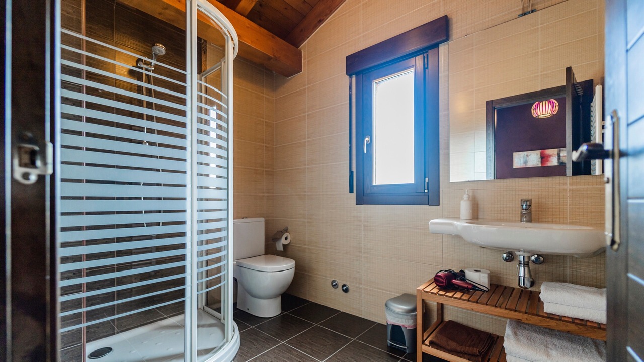 Photo of Bathroom in Espeja de San Marcelino
