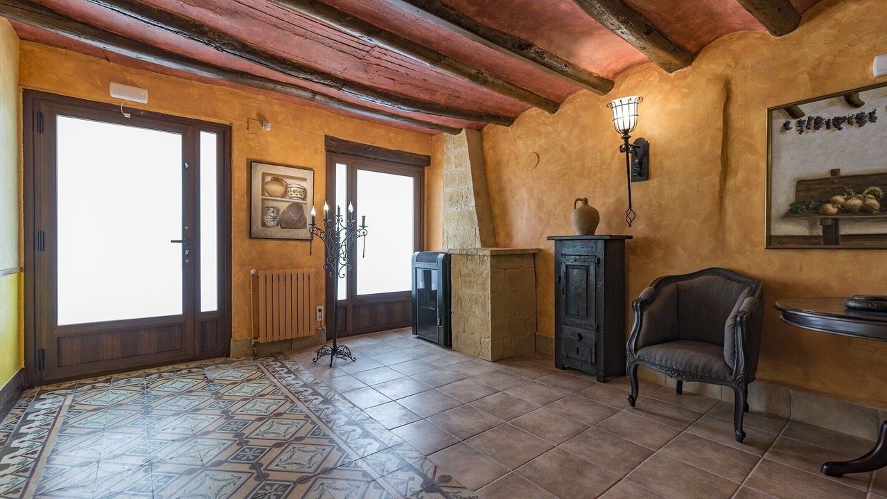 Photo of Others in Lerin