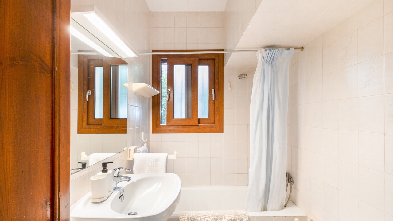 Photo of Bathroom in L'Ametlla del Valles