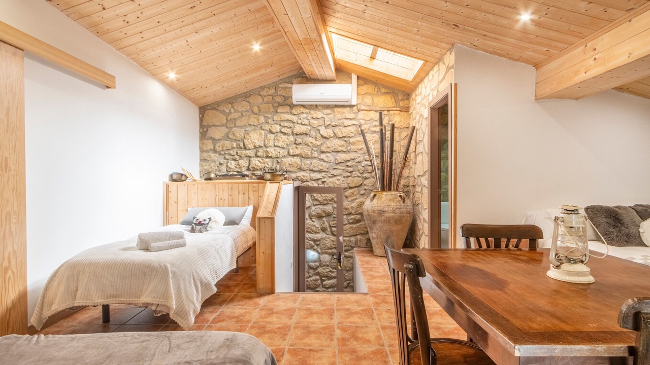 Photo of Bedroom in Maials