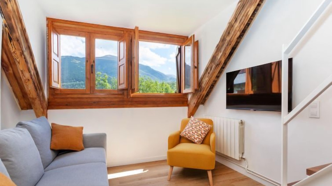 Photo of Livingroom in Taull