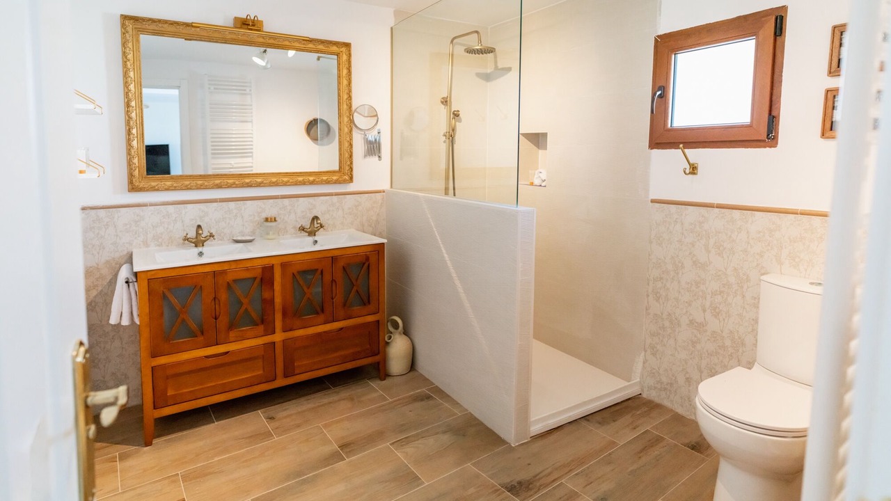 Photo of Bathroom in Mandayona