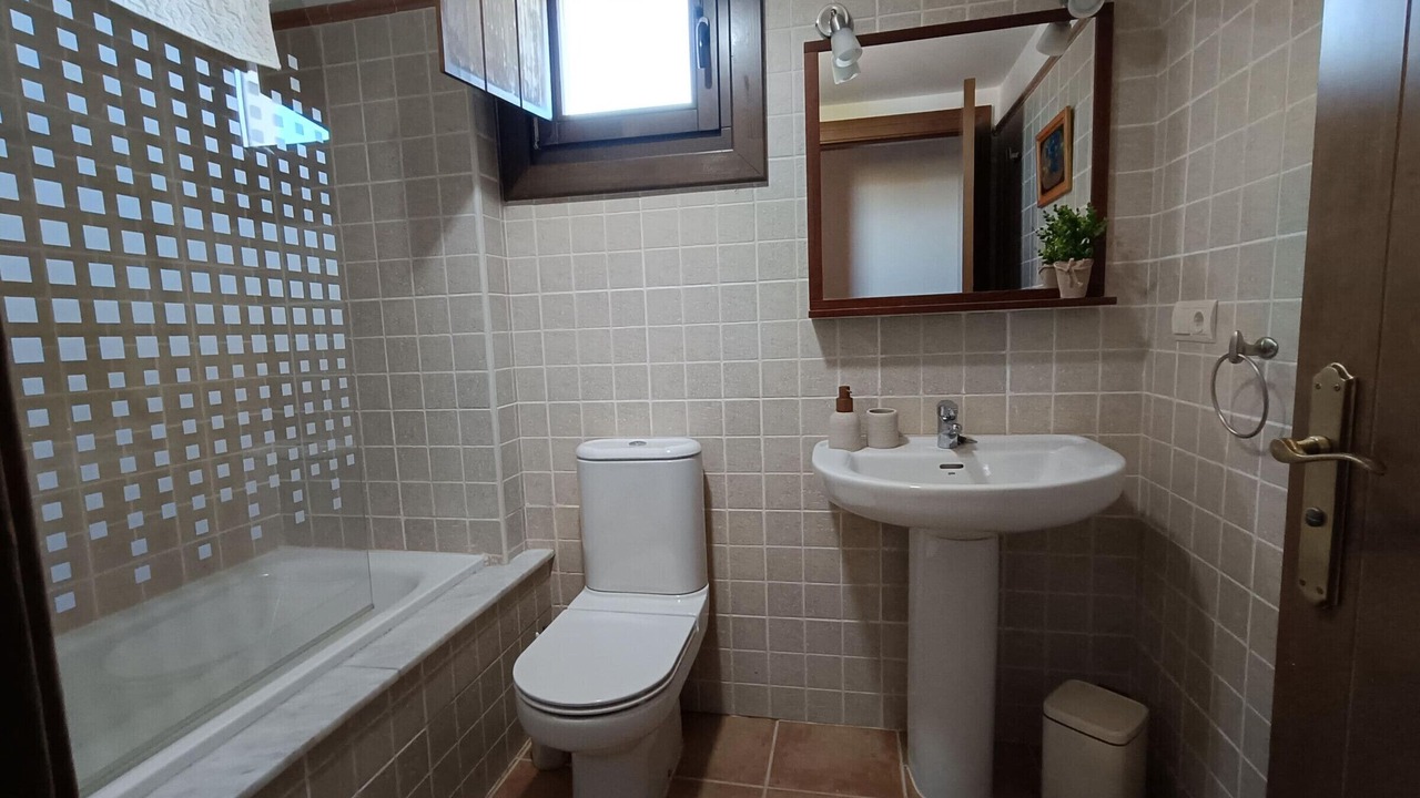 Photo of Bathroom in Badaguas