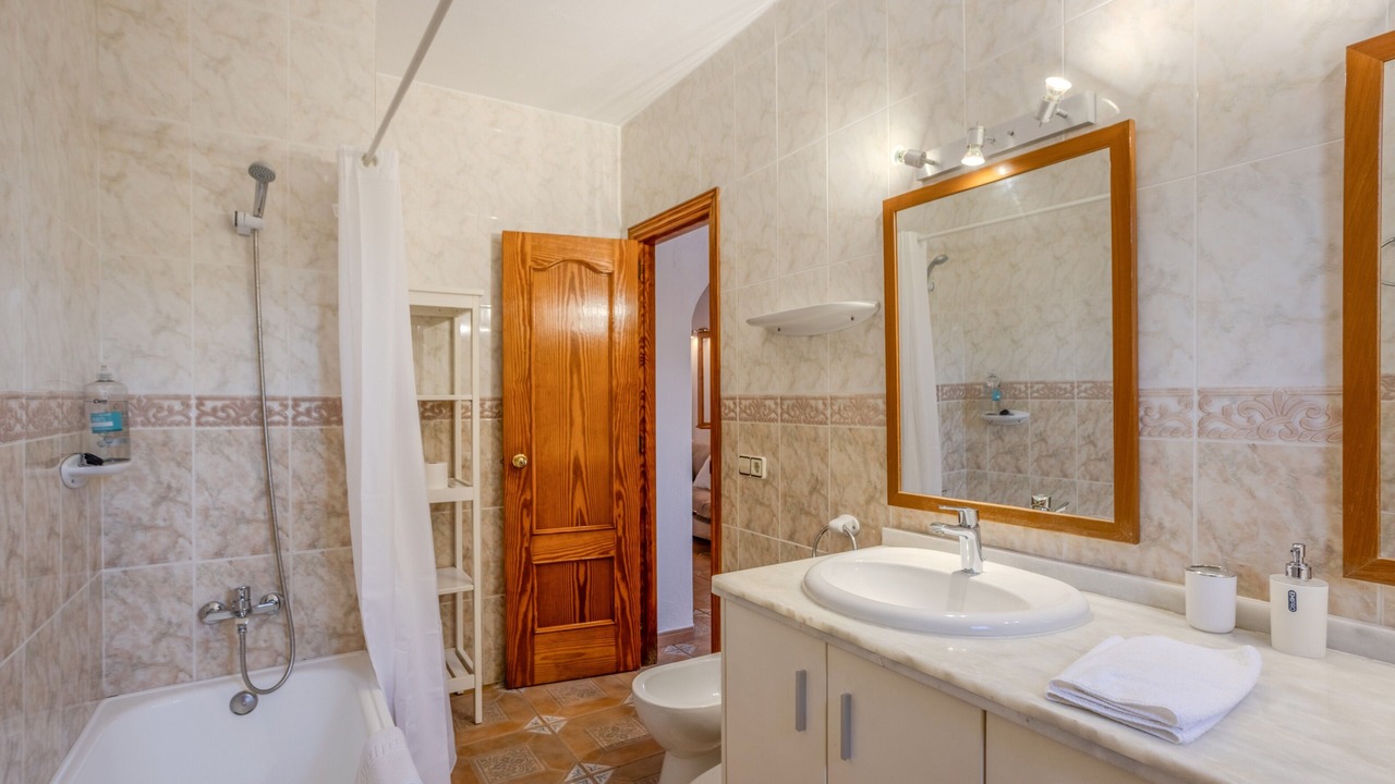Photo of Bathroom in Sant Josep de sa Talaia
