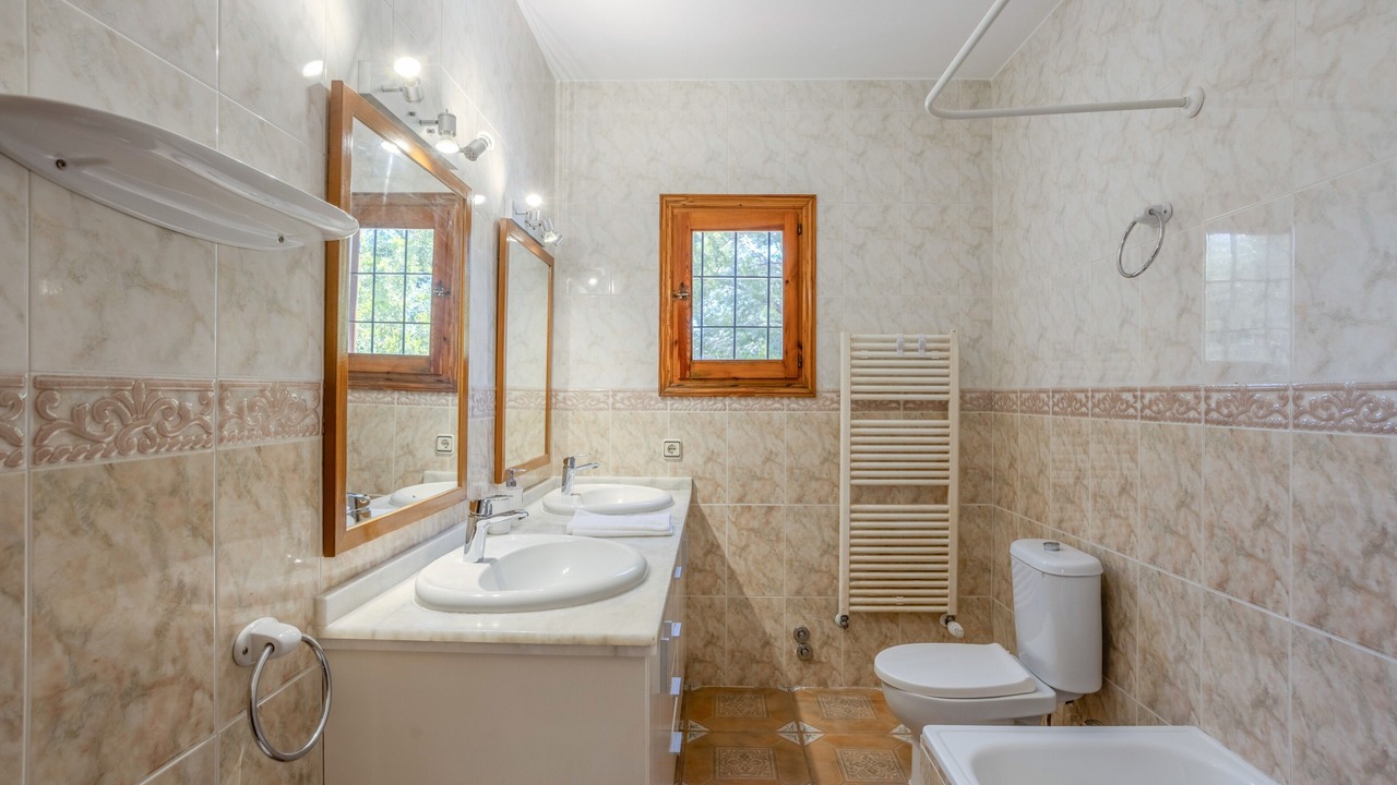 Photo of Bathroom in Sant Josep de sa Talaia