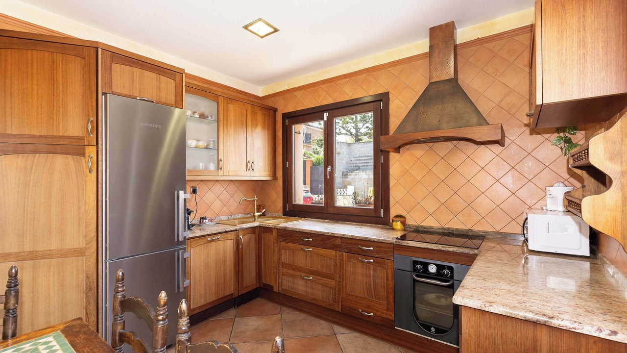 Photo of Kitchen in La Riera de Gaia