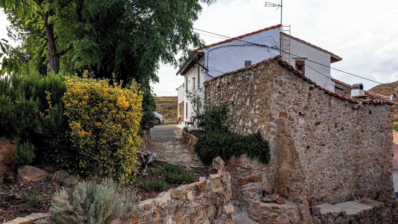Photo of Others in Albentosa