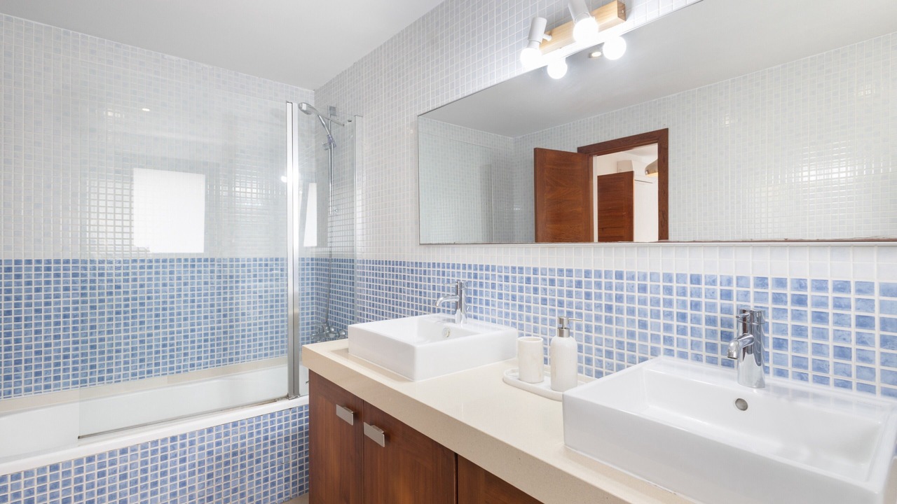 Photo of Bathroom in Sant Josep de sa Talaia