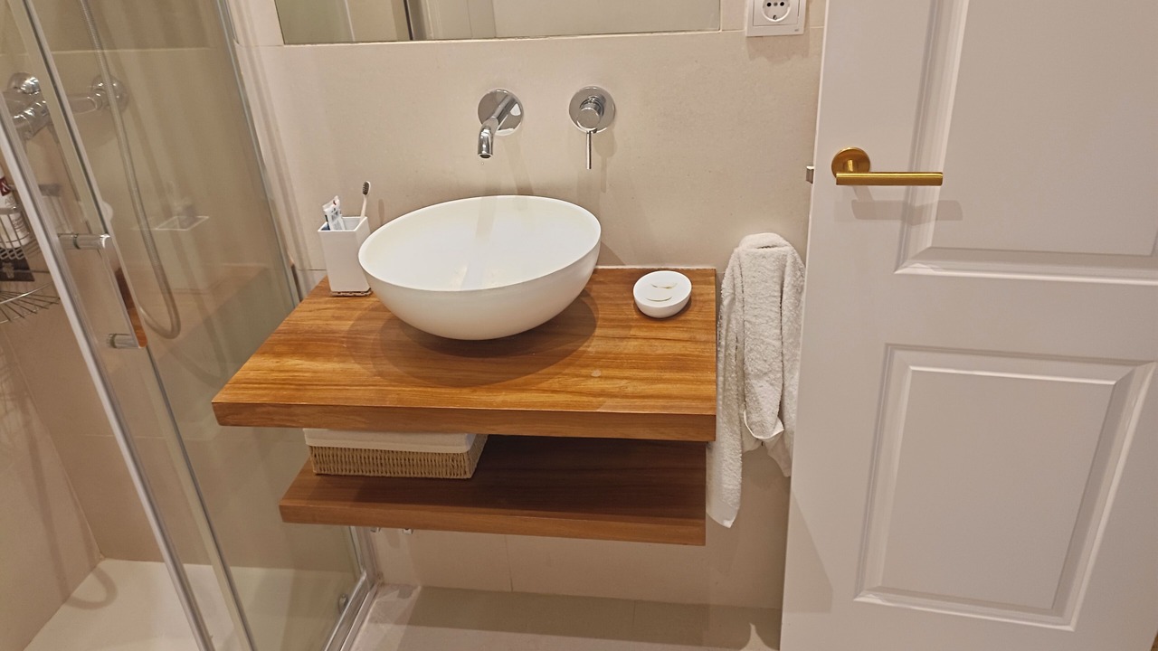 Photo of Bathroom in Arapiles