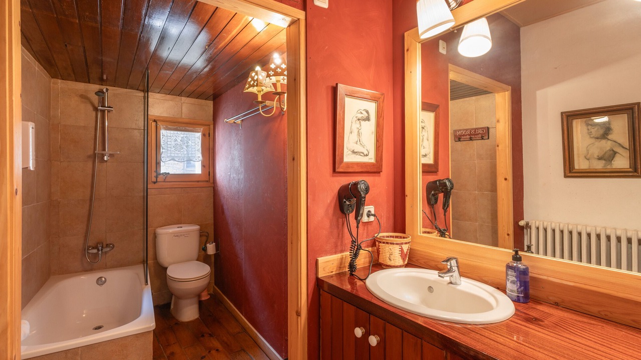 Photo of Bathroom in Castelltercol