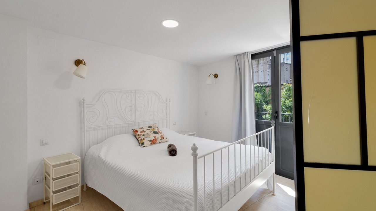 Photo of Bedroom in Vic - Remei