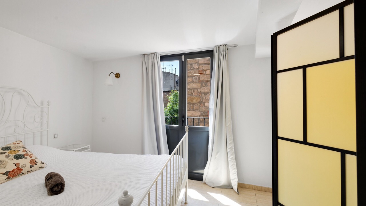 Photo of Bedroom in Vic - Remei