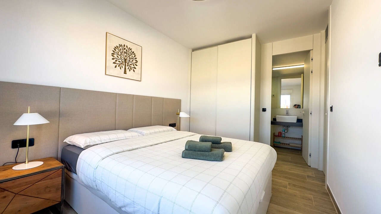 Photo of Bedroom in Los Altos