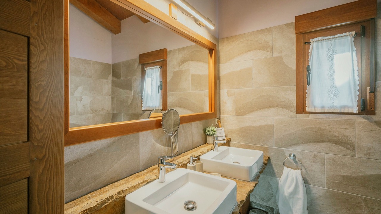 Photo of Bathroom in Coca