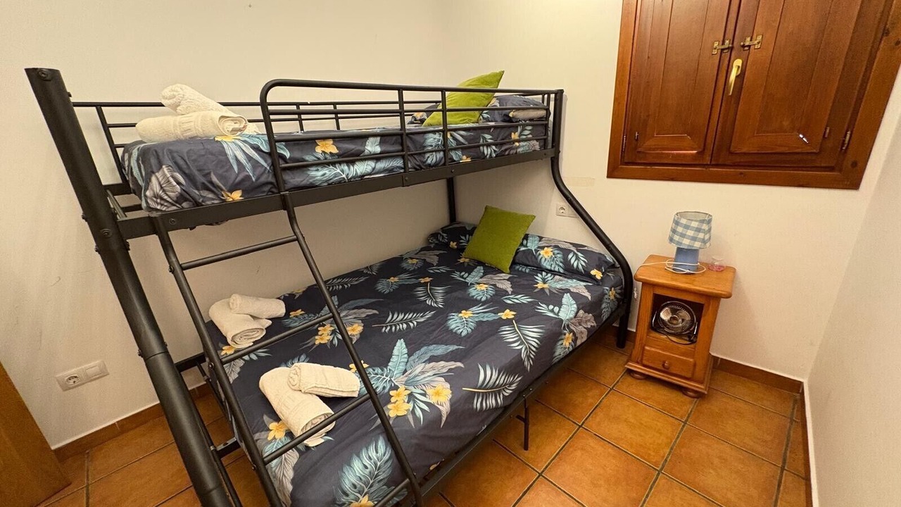 Photo of Bedroom in Sort