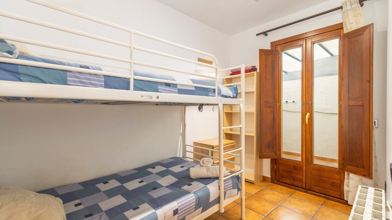 Photo of Bedroom in Sort
