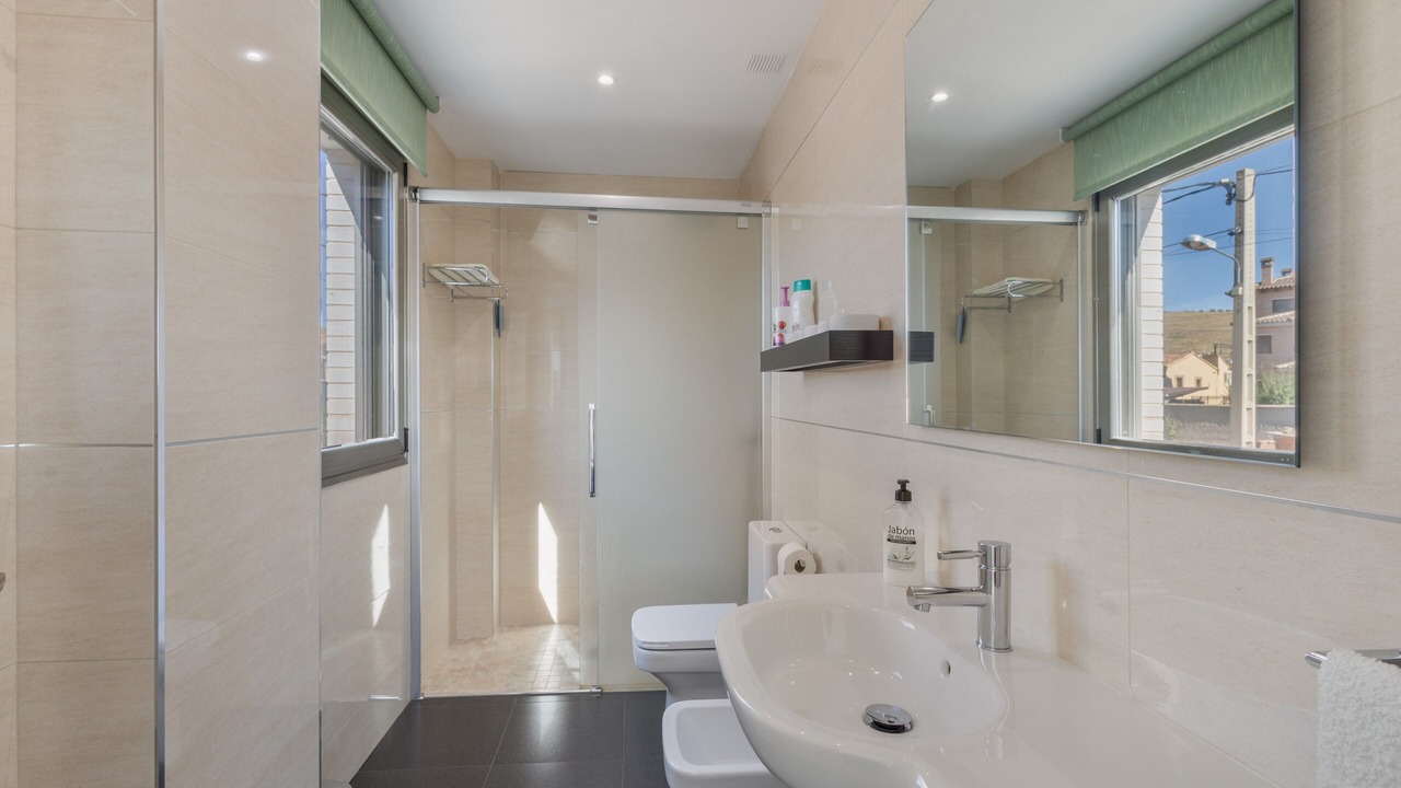 Photo of Bathroom in Tornos