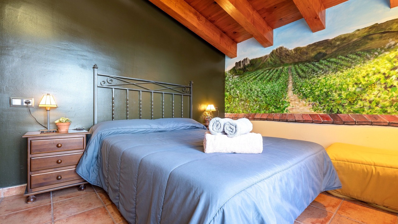 Photo of Bedroom in Bot