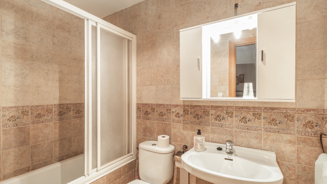 Photo of Bathroom in Maluenda