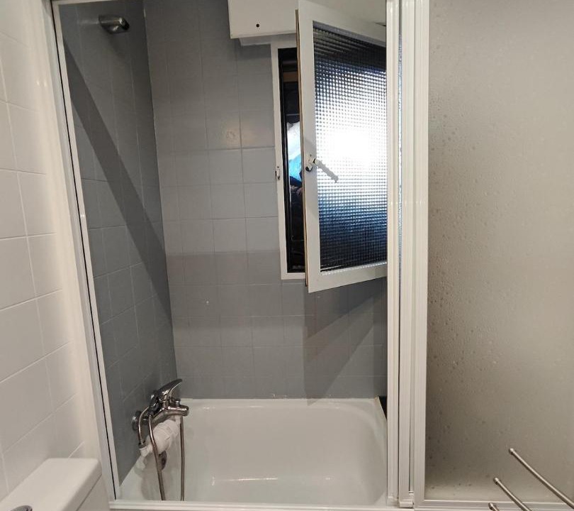Photo of Bathroom in Valdeaveruelo