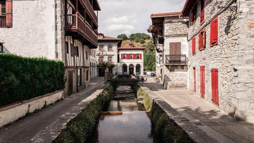 Photo of Buildings in Lesaka