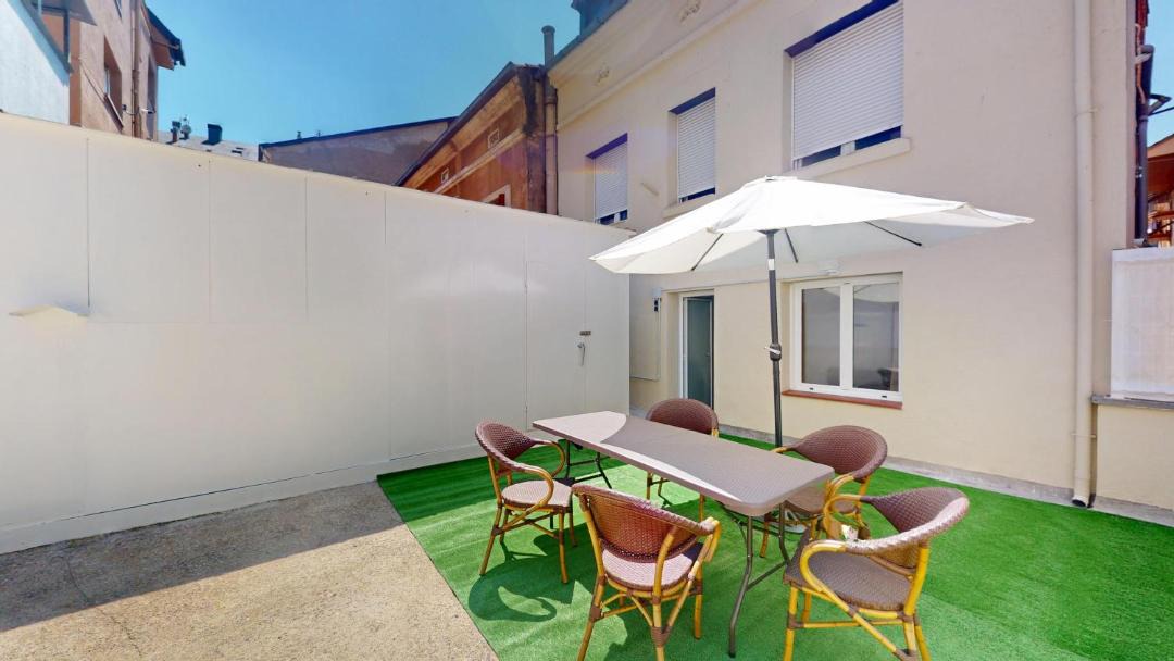Photo of Patio Balcony in Buira