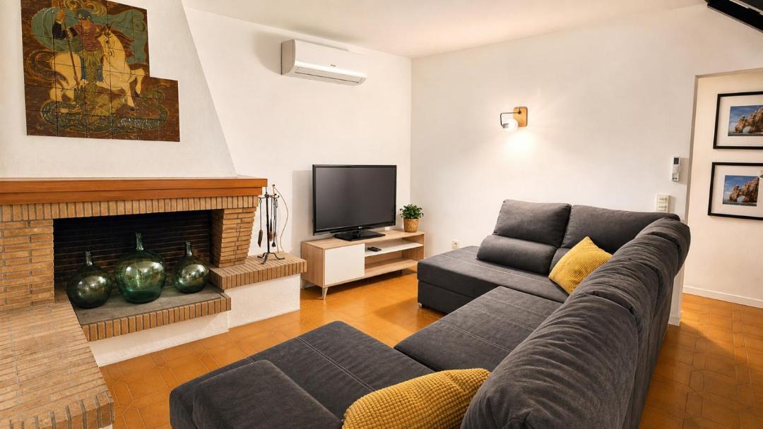 Photo of Livingroom in Miravet
