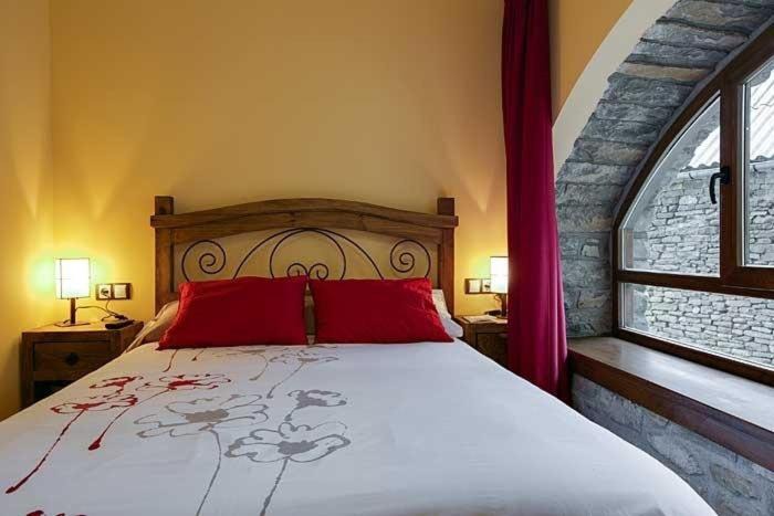 Photo of Bedroom in Jaca