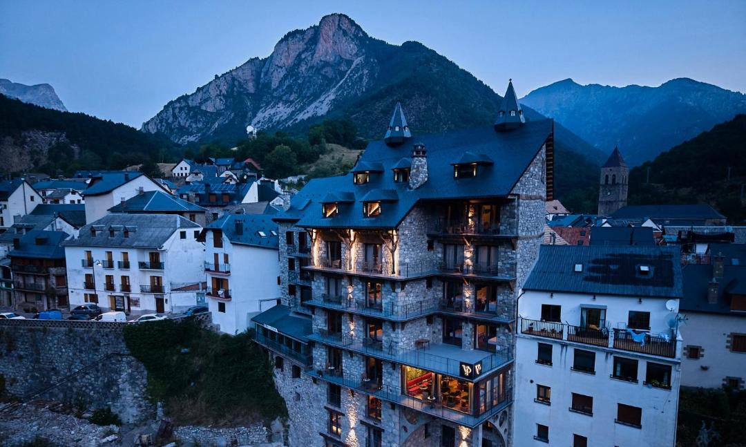 Photo of Buildings in Chisagues