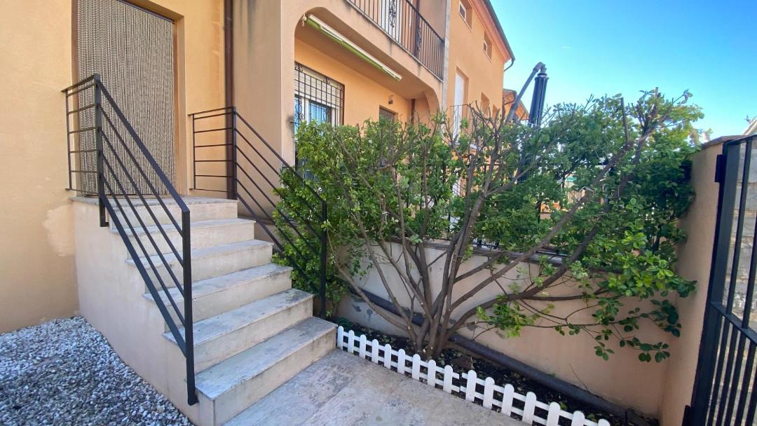 Photo of Patio Balcony in Adzaneta
