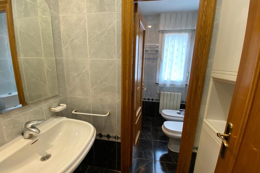 Photo of Bathroom in Baranain