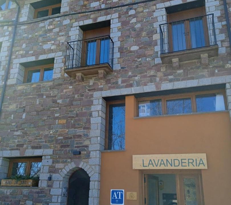 Photo of Others in Laspaules