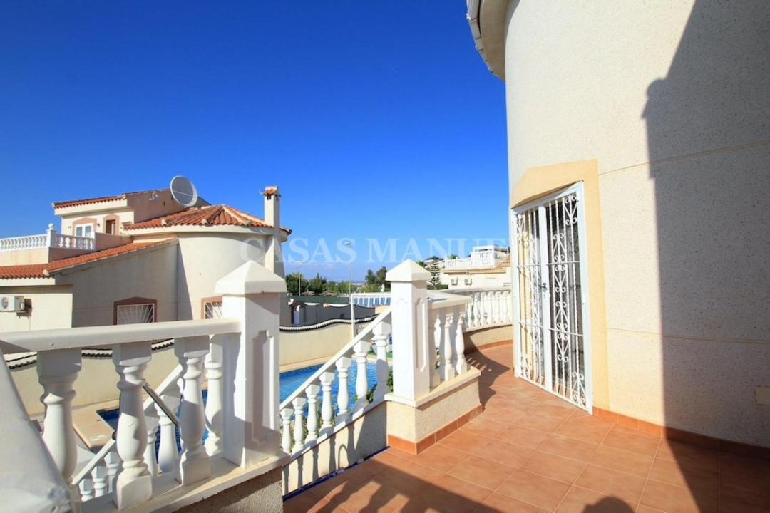 Photo of Buildings in Residencial Benimar