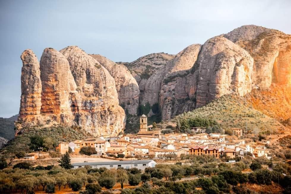 Photo of Others in Ayerbe