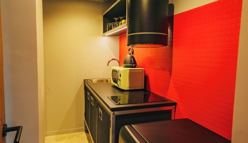 Suite, Pool View (Room 666)