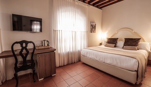Room (Zona Claustro)