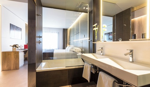Premium Room (3 People)