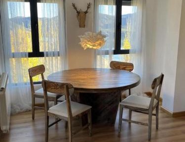Three-Bedroom Apartment with Lake View