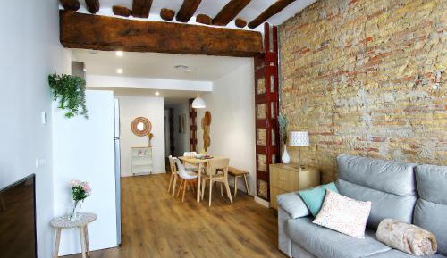 Two-Bedroom Deluxe Apartment