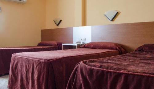 Twin Room with Extra Bed