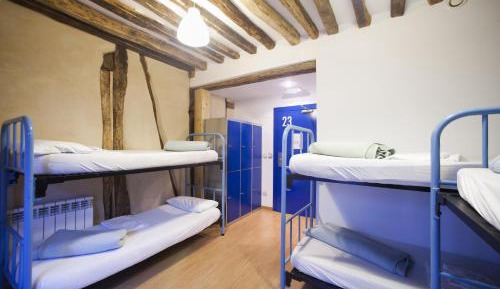 Single Bed in 6-Bed Dormitory Room