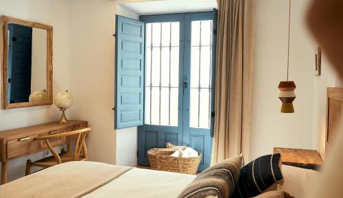 Three-Bedroom Townhouse